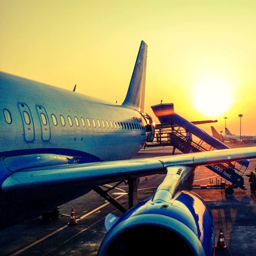 CAの給料は安い?人気の職業であるCAの給料事情をご紹介