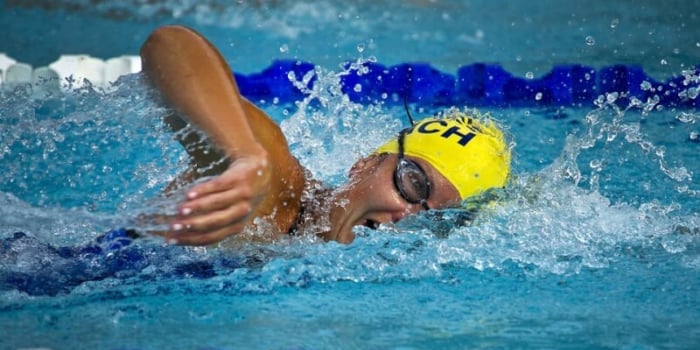 水泳選手