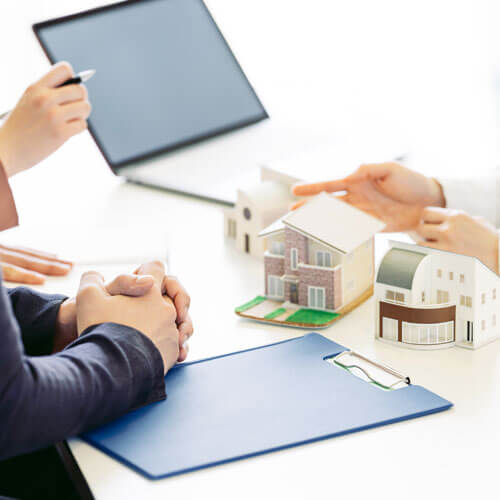 ハウスメーカーの年収ランキング!職種別の給料や仕事内容は?