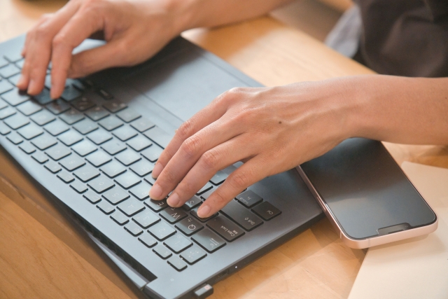 行政書士　社労士　試験